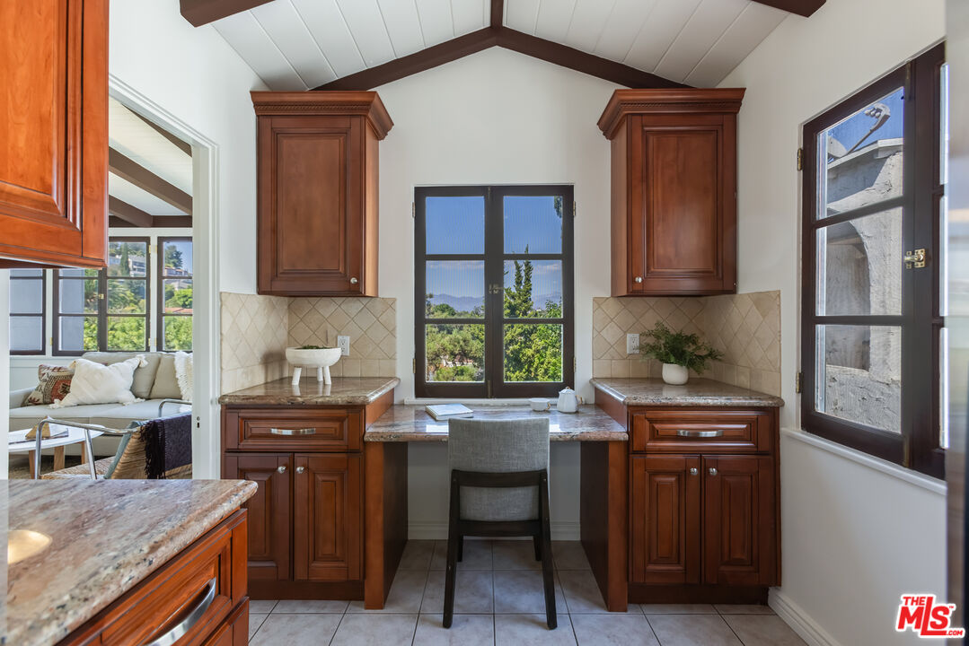 MLS #25586129 image #21