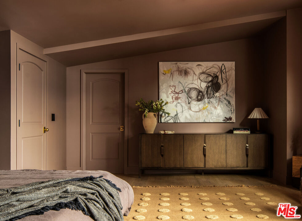 MLS #25586171 image #14