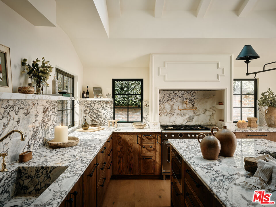 MLS #25586171 image #1