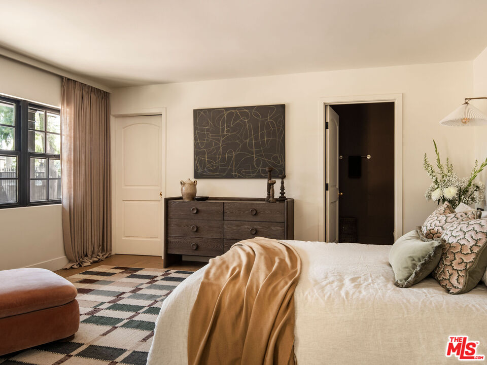 MLS #25586171 image #20