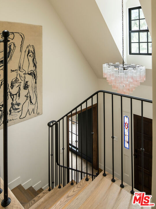 MLS #25586171 image #22