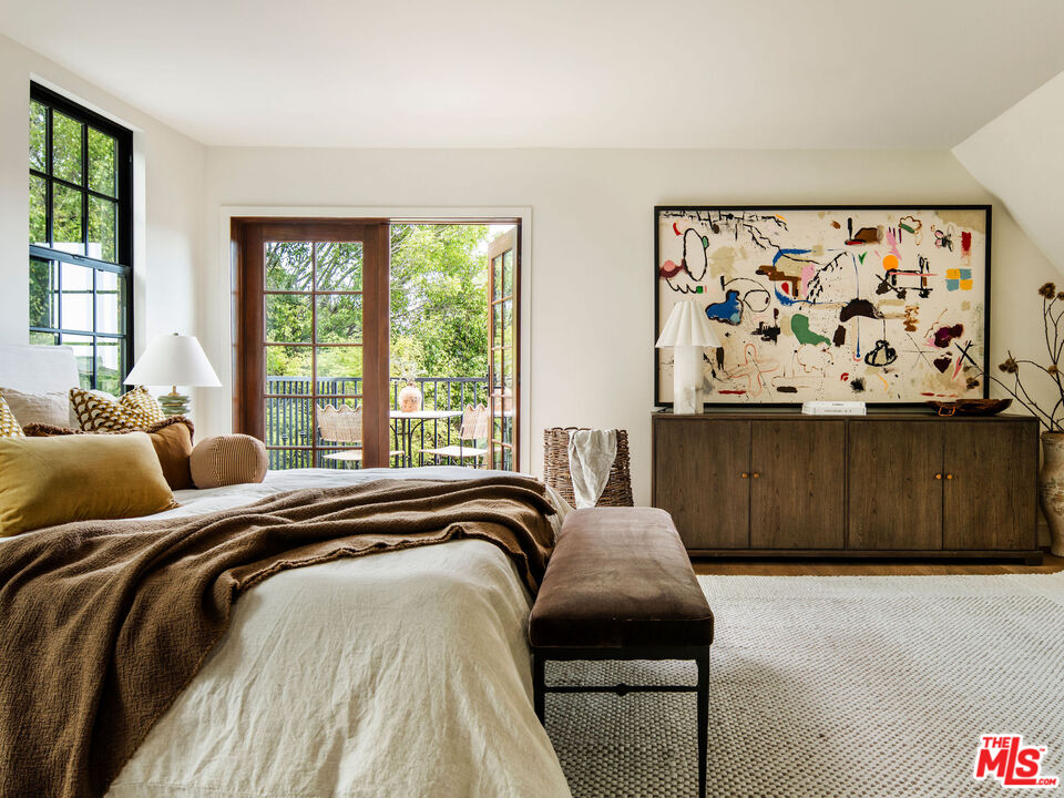 MLS #25586171 image #24