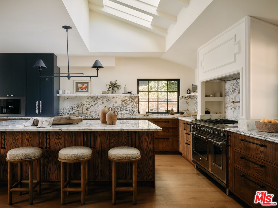 MLS #25586171 image #4