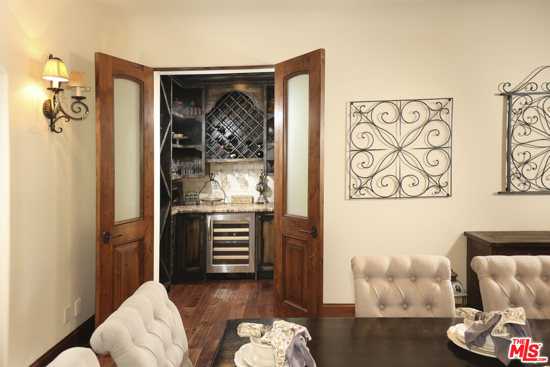 MLS #25586229 image #19