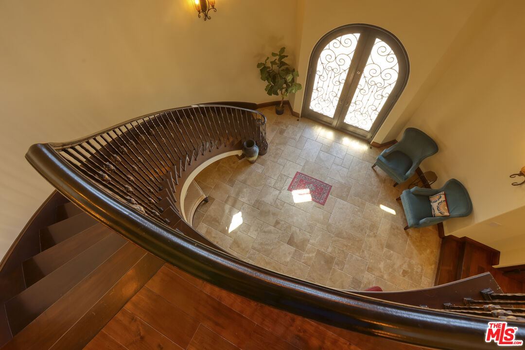 MLS #25586229 image #22