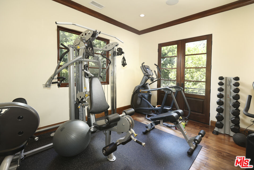 MLS #25586229 image #23