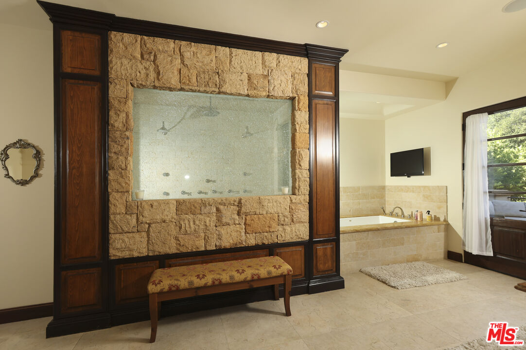 MLS #25586229 image #39