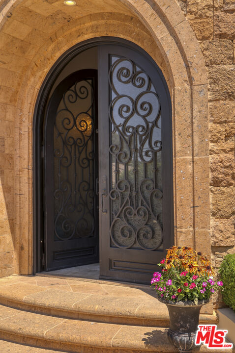 MLS #25586229 image #4