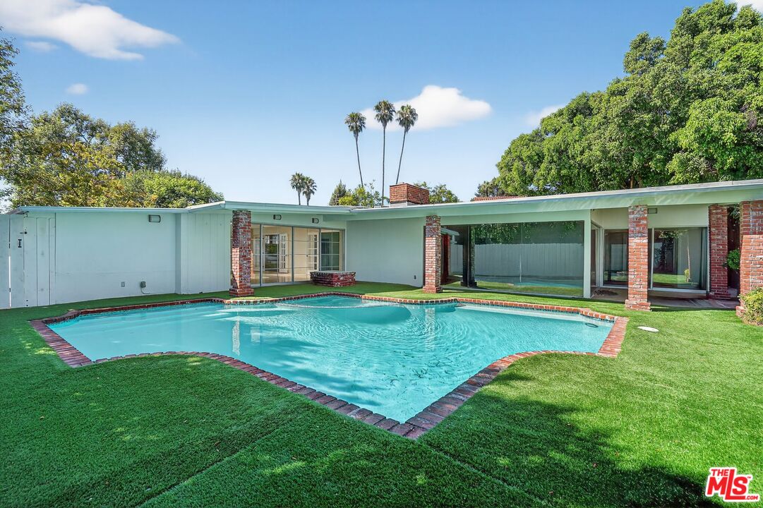 MLS #25586257 image #9