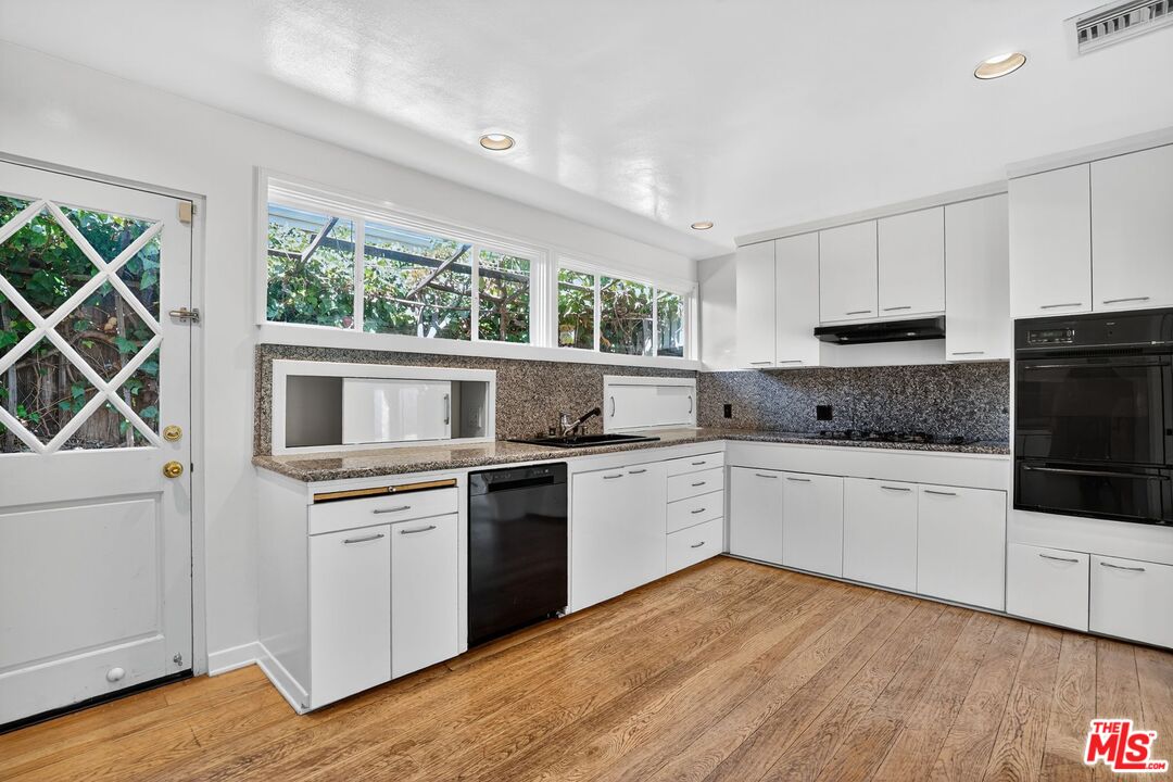 MLS #25586257 image #11