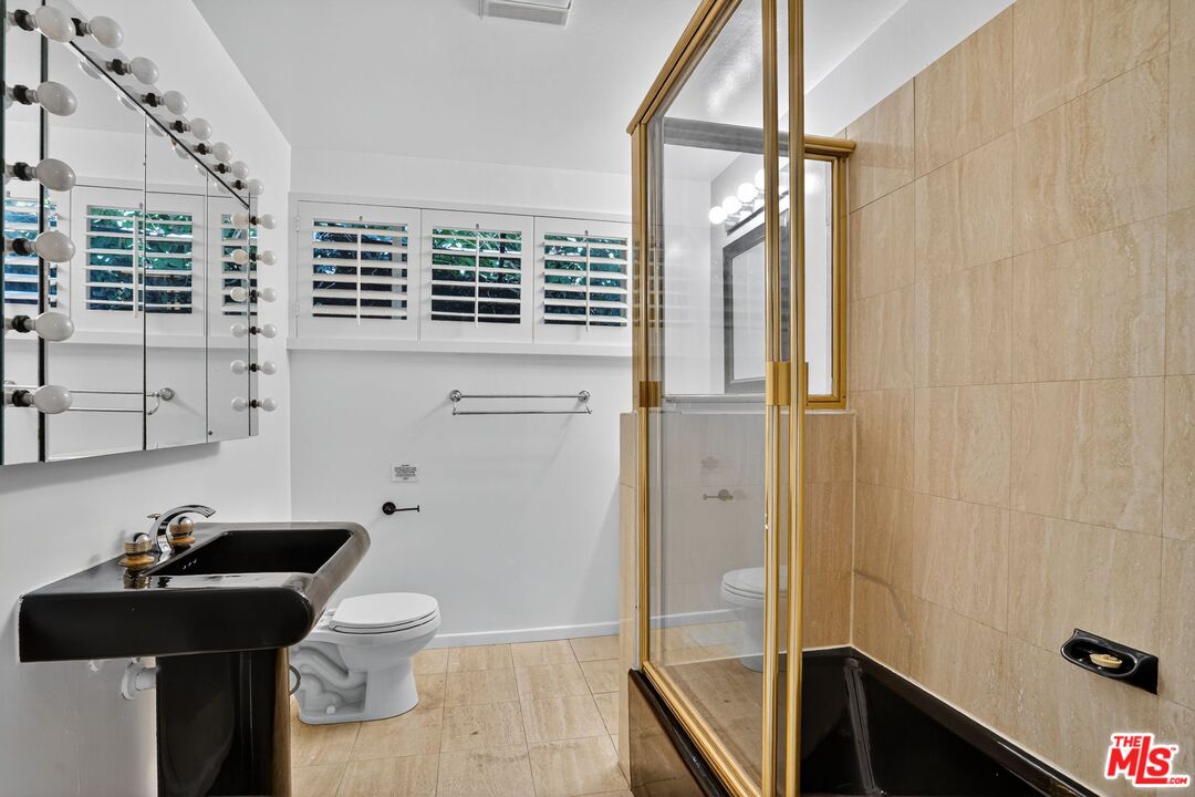 MLS #25586257 image #14