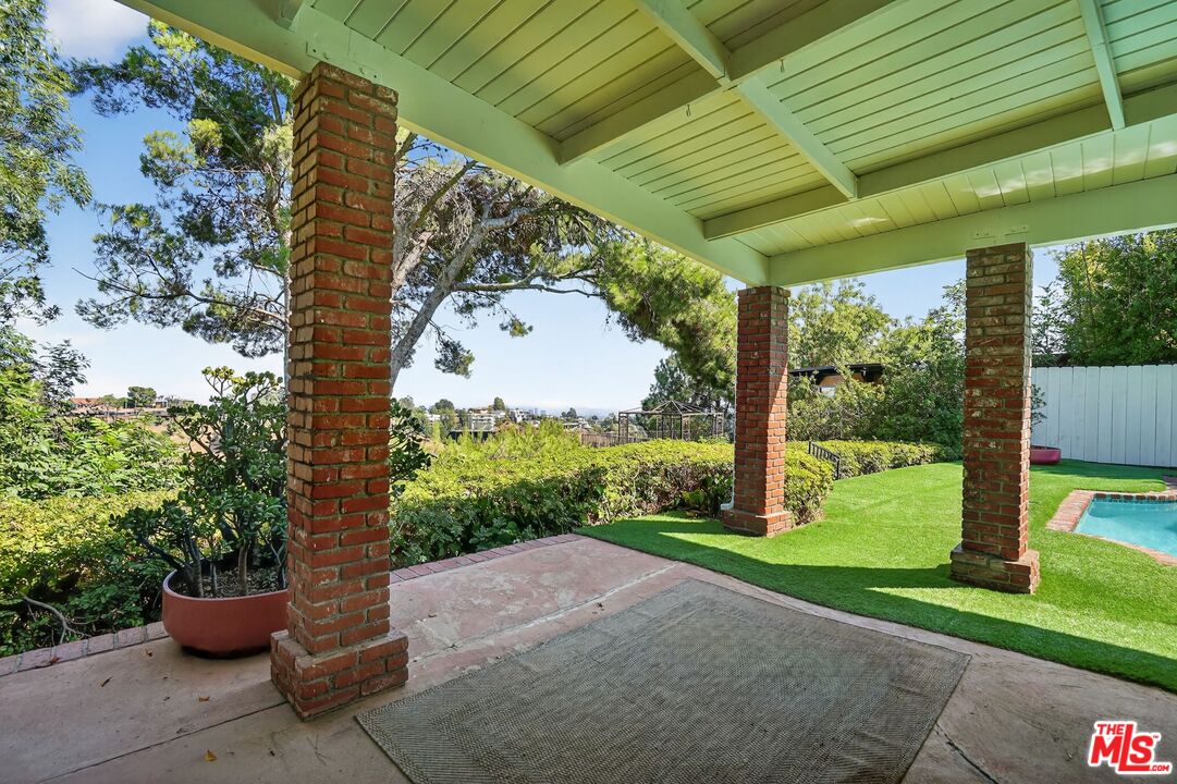 MLS #25586257 image #17