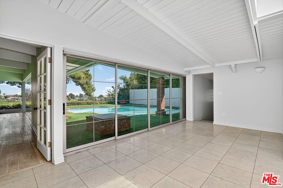 MLS #25586257 image #4