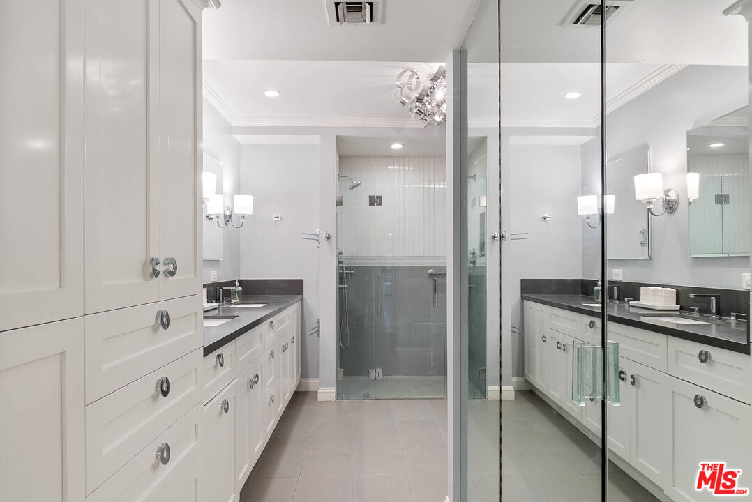 MLS #25586265 image #24