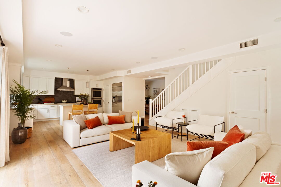 MLS #25586483 image #3