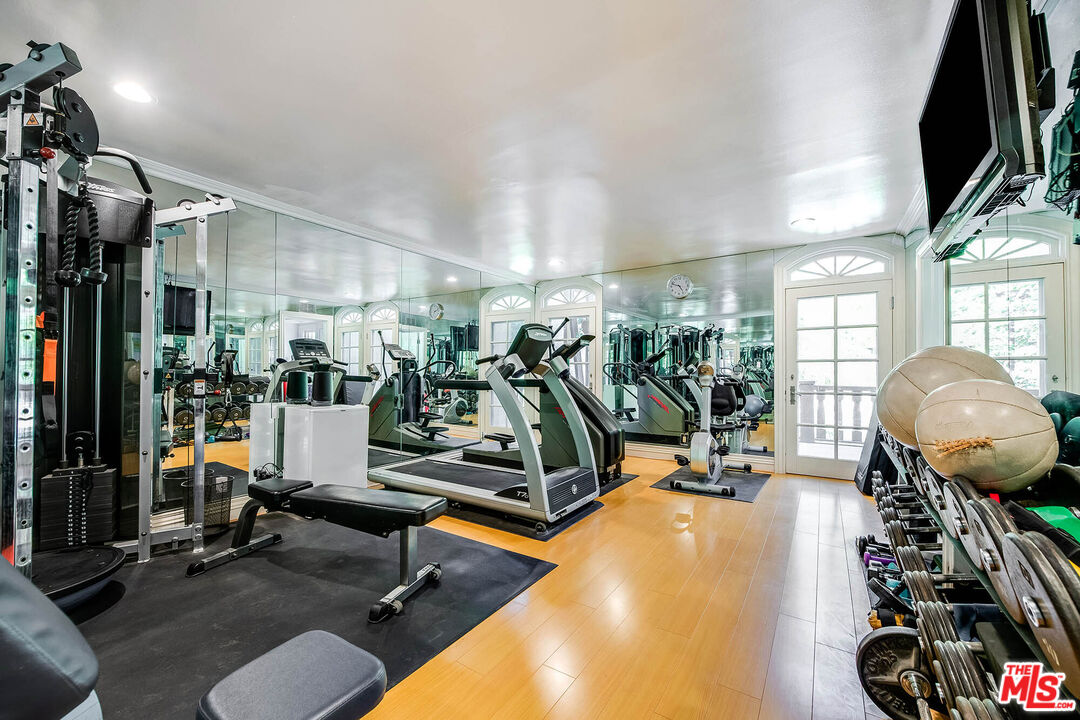 MLS #25586503 image #13