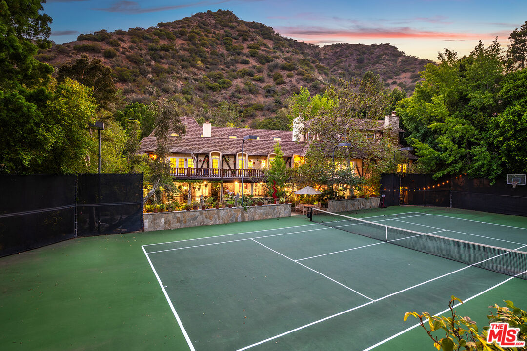 MLS #25586503 image #15