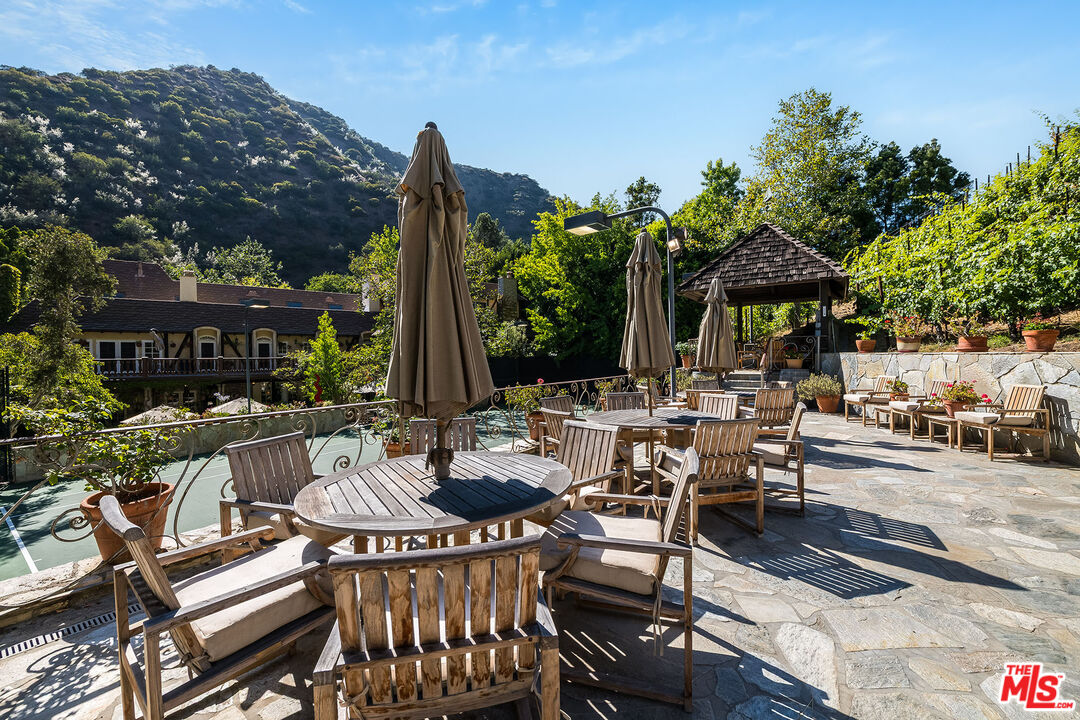 MLS #25586503 image #21