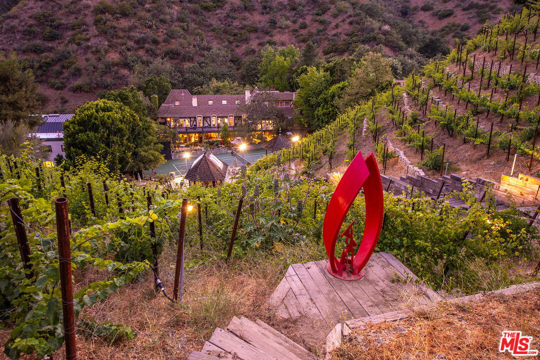 MLS #25586503 image #22