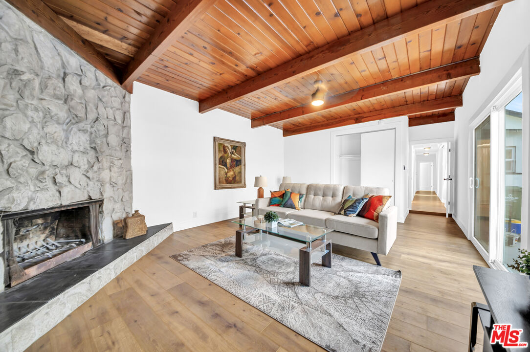 MLS #25586723 image #25