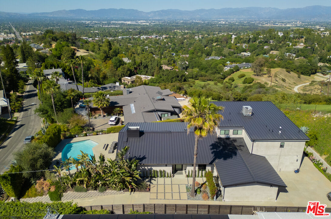 MLS #25586879 image #23