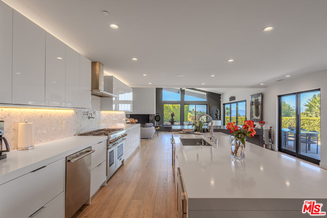 MLS #25586879 image #3