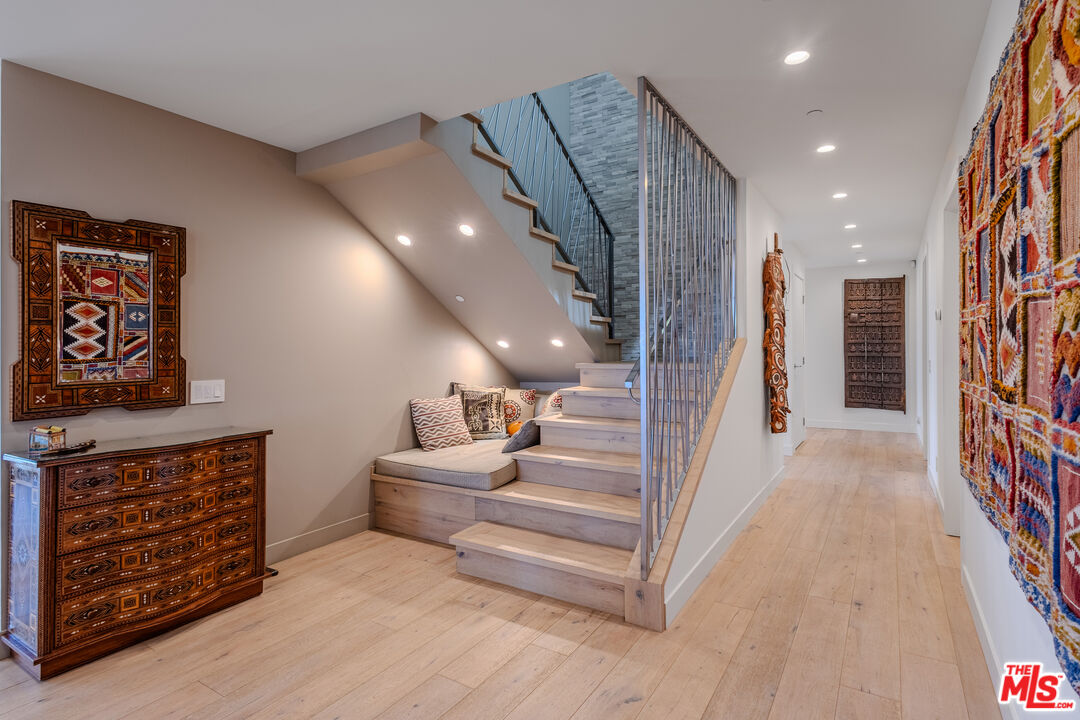 MLS #25586879 image #8