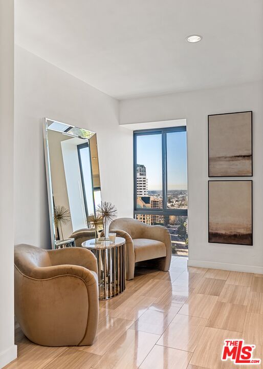 MLS #25586889 image #7