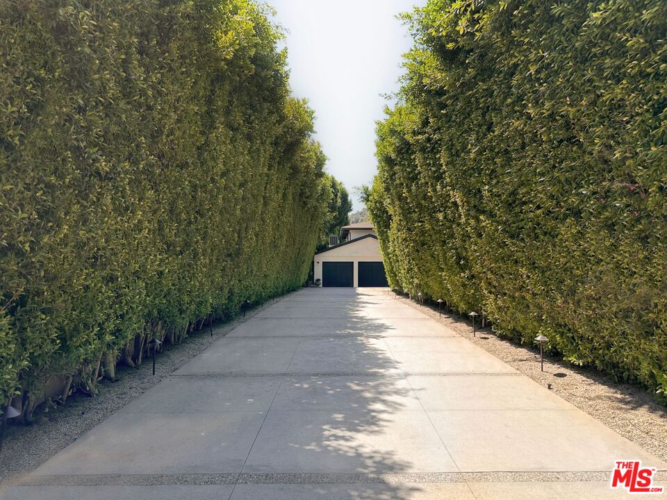 MLS #25586899 image #16