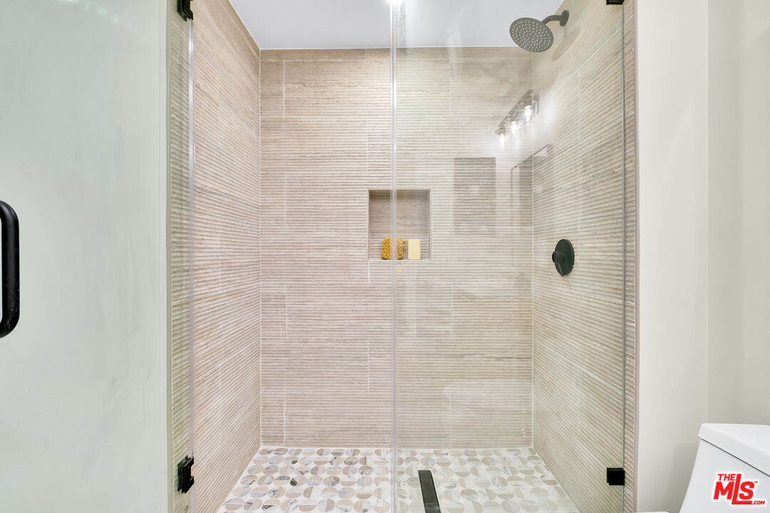 MLS #25587063 image #29