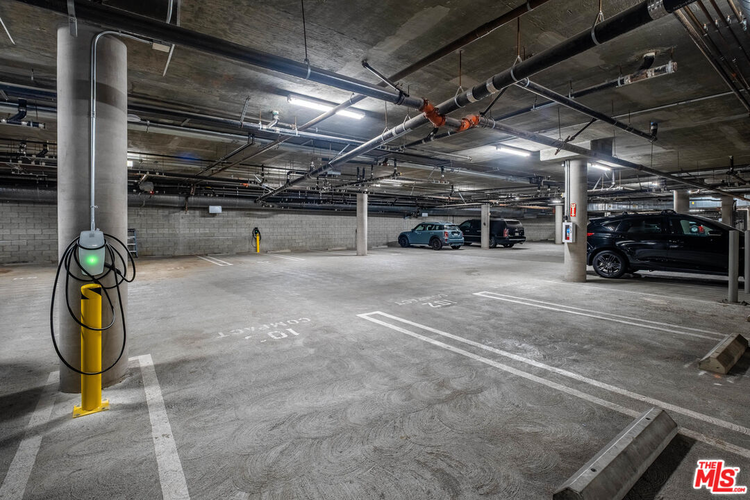 MLS #25587063 image #53