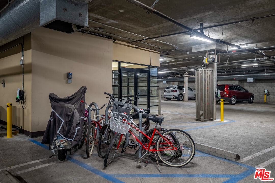 MLS #25587063 image #54