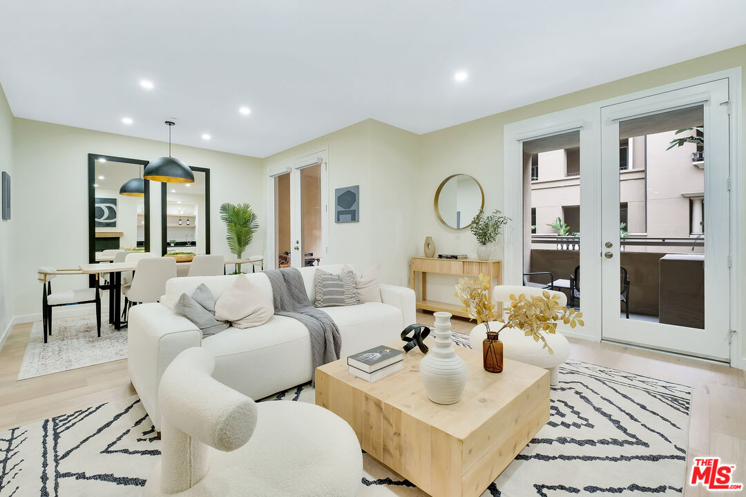 MLS #25587063 image #0