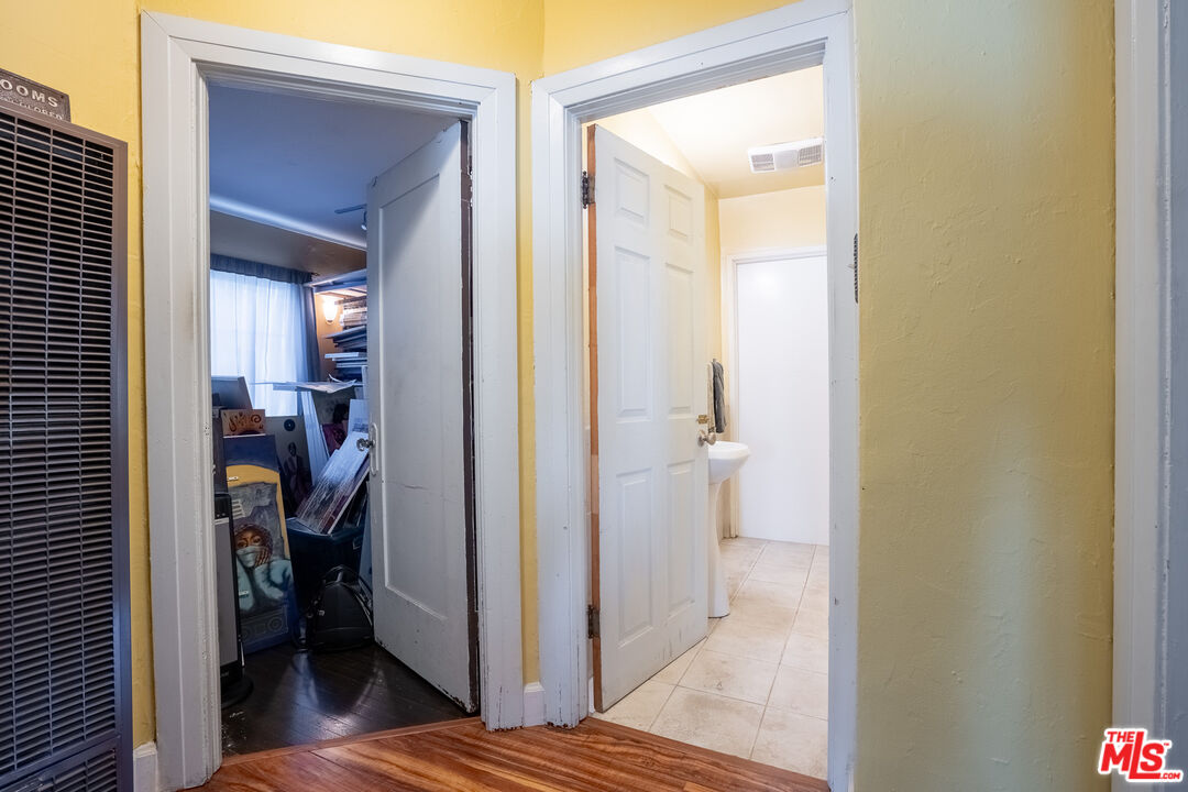 MLS #25587081 image #18