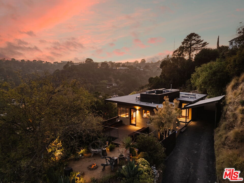 MLS #25587089 image #0