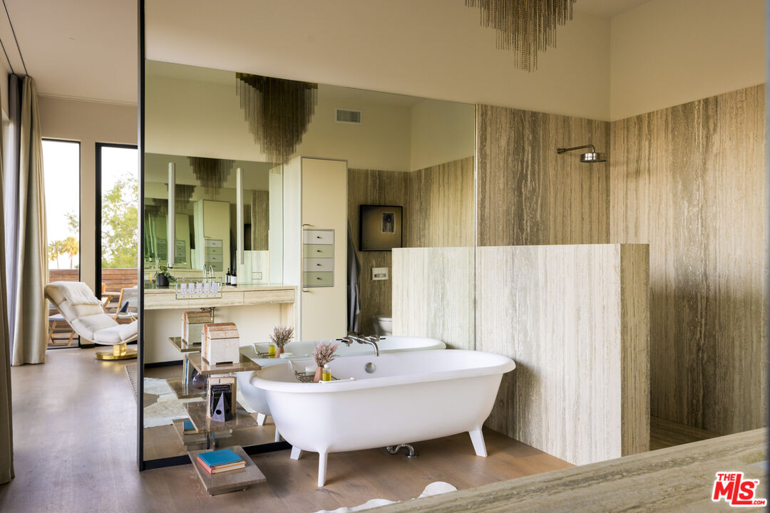 MLS #25587139 image #13