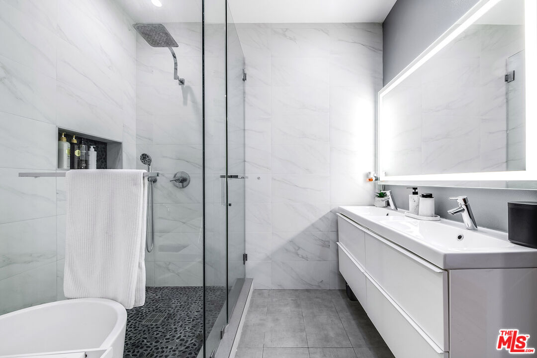 MLS #25587161 image #27