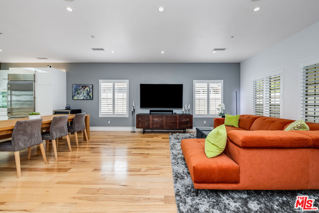 MLS #25587161 image #2