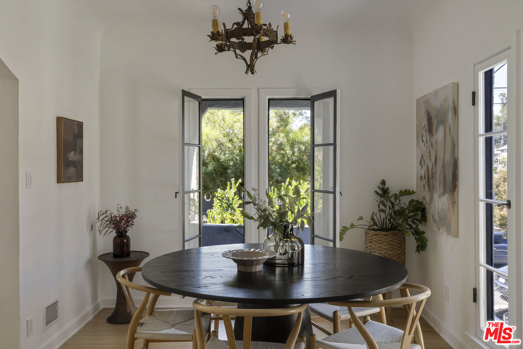 MLS #25587201 image #12