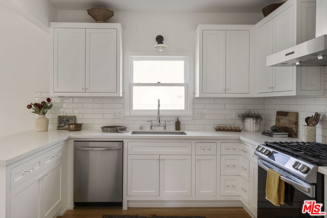 MLS #25587201 image #16