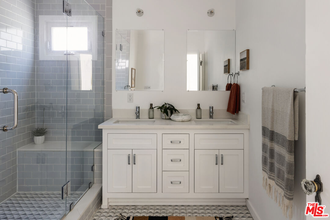 MLS #25587201 image #18