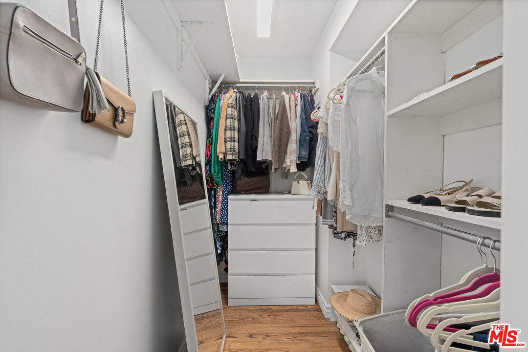 MLS #25587239 image #18