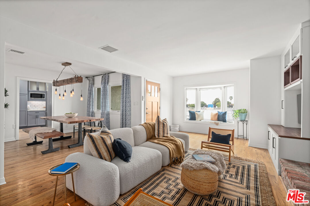 MLS #25587239 image #1