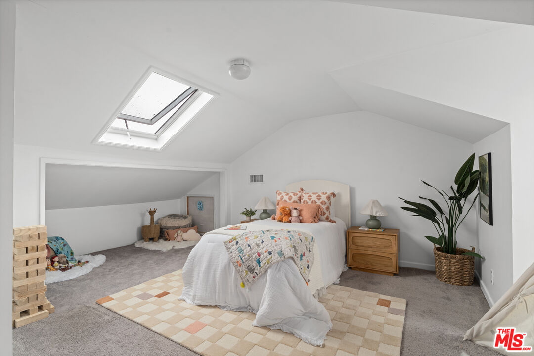 MLS #25587239 image #22