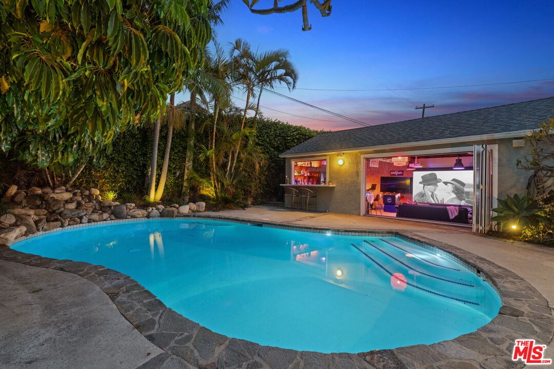 MLS #25587239 image #2