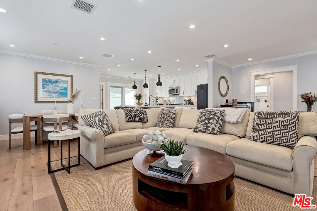 MLS #25587317 image #10