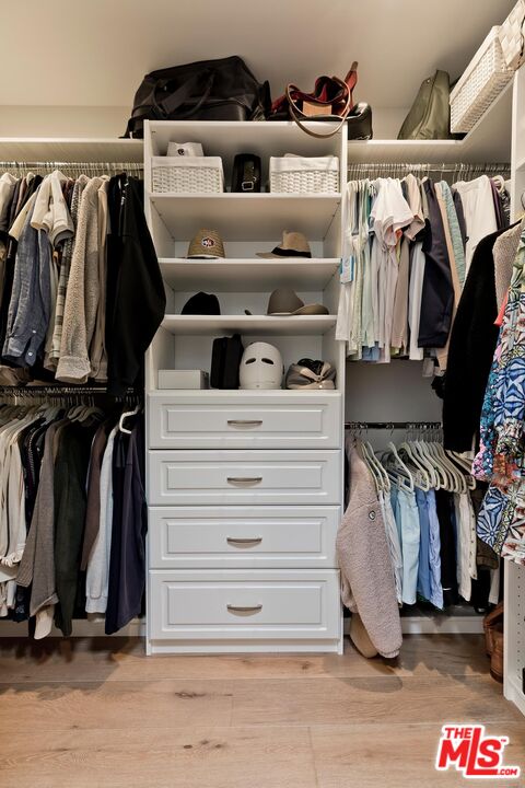 MLS #25587317 image #21