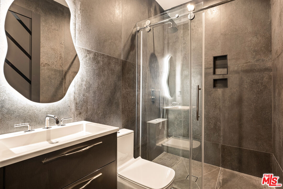 MLS #25587365 image #24