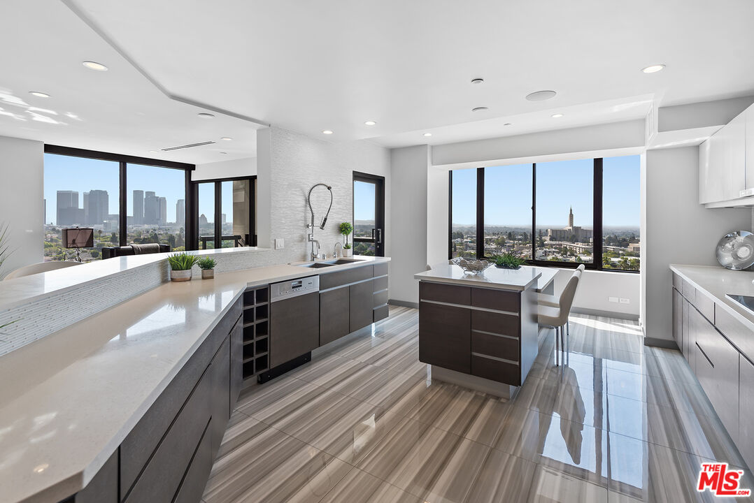 MLS #25587483 image #14