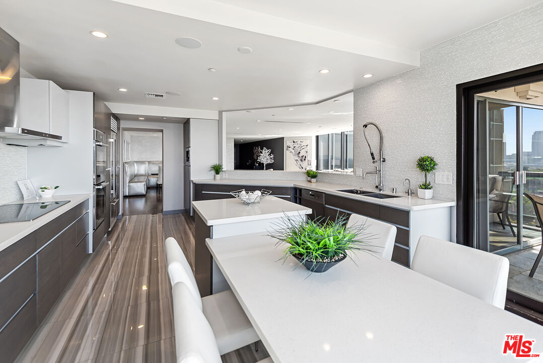 MLS #25587483 image #16